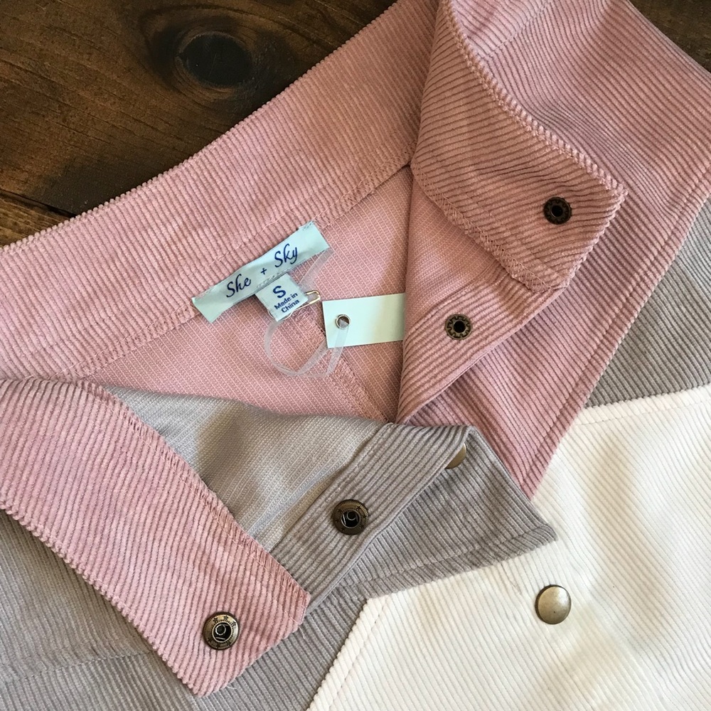 •Oh Snap• Corduroy Mini Skirt - Picture 4 of 6